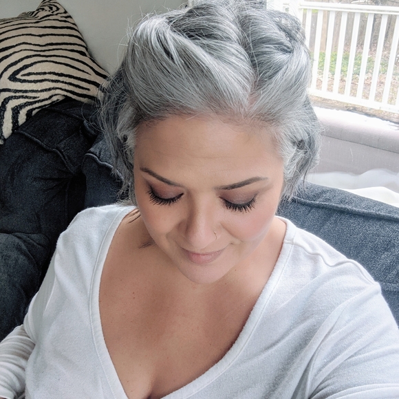 Meet your Posher, Bella - Picture 1 of 1